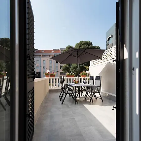 Piccolo Paradiso Апартаменти Спліт